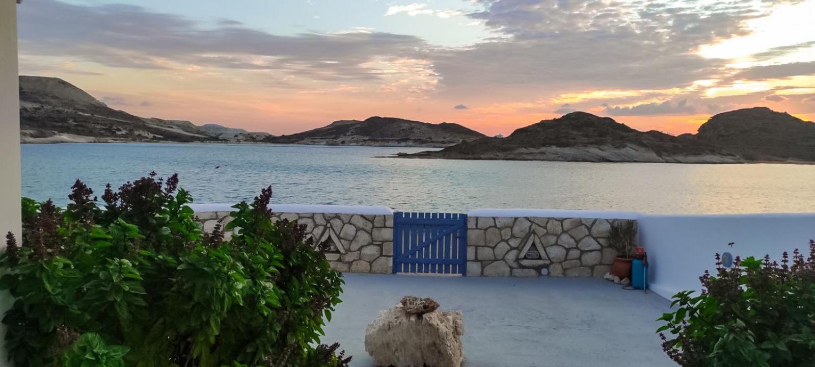 Seaside Residence Kiki Prassa,Kímolos المظهر الخارجي الصورة