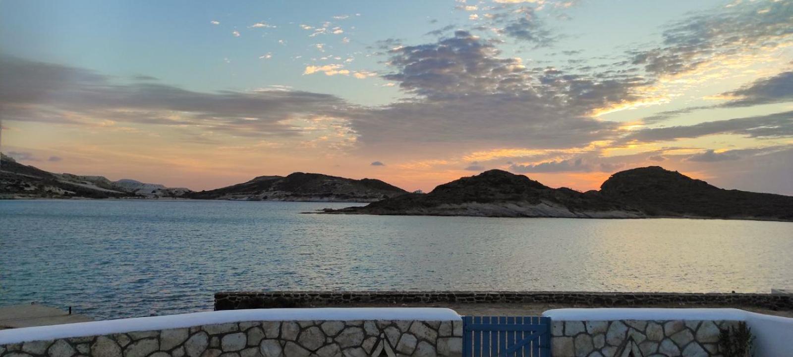Seaside Residence Kiki Prassa,Kímolos المظهر الخارجي الصورة